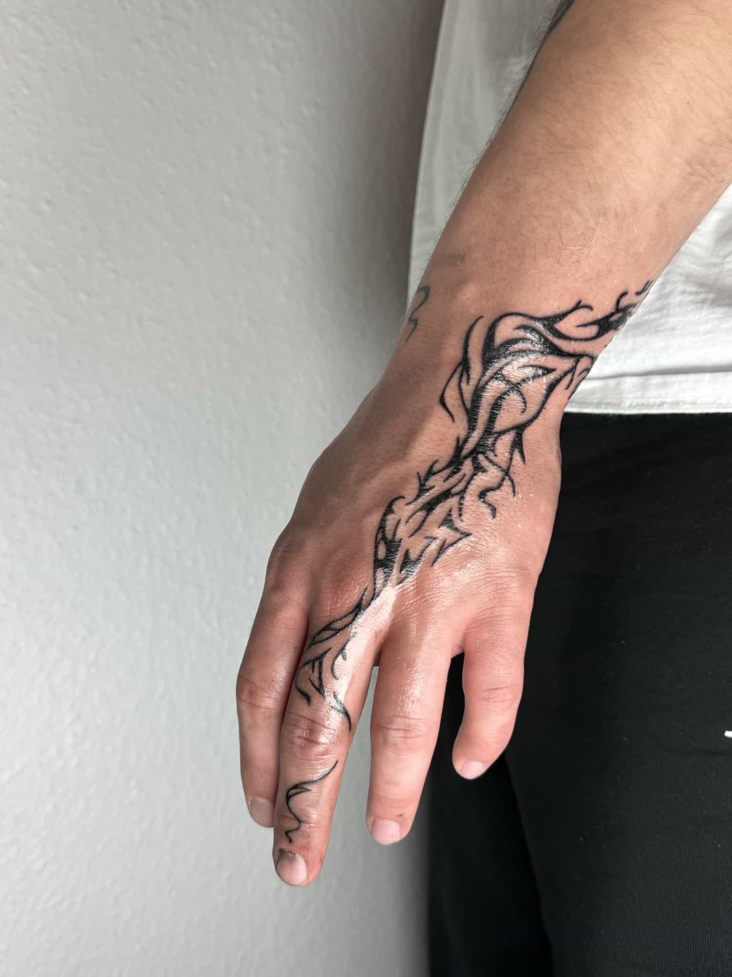 On Skin – Arbeit von Aaron Dunno, Motiv 1